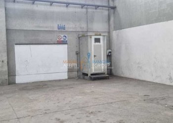 WhatsApp Image 2024-04-18 at 15.27.30 (3).jpeg - Locale Commerciale Via Longobarda 19, Massa - foto 3