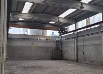 WhatsApp Image 2024-04-18 at 15.27.30 (4).jpeg - Locale Commerciale Via Longobarda 19, Massa - foto 4