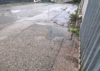 WhatsApp Image 2024-04-18 at 15.27.31 (4).jpeg - Locale Commerciale Via Longobarda 19, Massa - foto 10