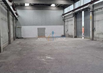 WhatsApp Image 2024-04-18 at 15.27.31.jpeg - Locale Commerciale Via Longobarda 19, Massa - foto 11