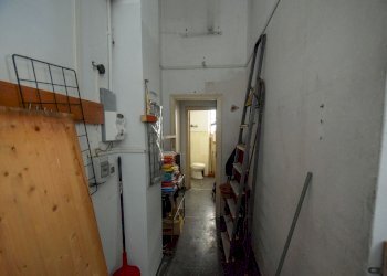 Locale Commerciale Via alla Chiesa di Pra', Genova (zona Palmaro) - foto 6