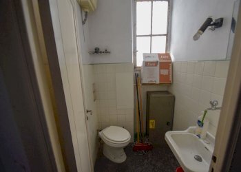 Locale Commerciale Via alla Chiesa di Pra', Genova (zona Palmaro) - foto 10