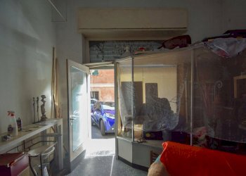 Locale Commerciale Via alla Chiesa di Pra', Genova (zona Palmaro) - foto 11