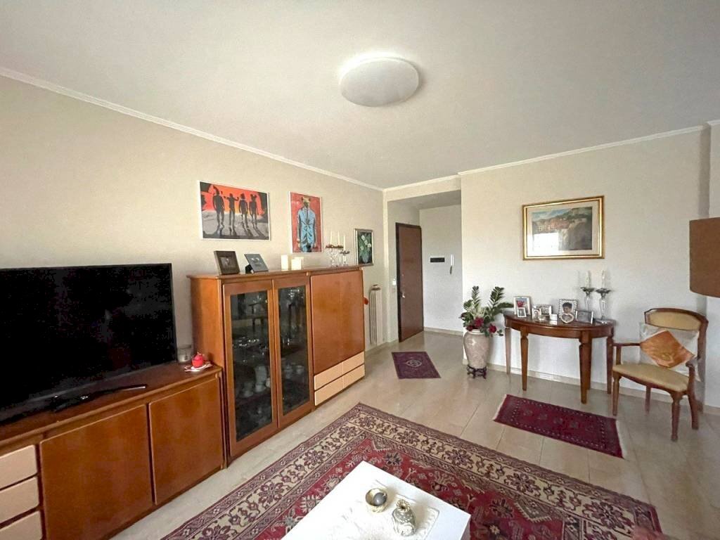 Three-room apartment Buccinasco - photo 3