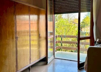 Stanza arredata - Villa via Montello, 72, Varese - foto 7