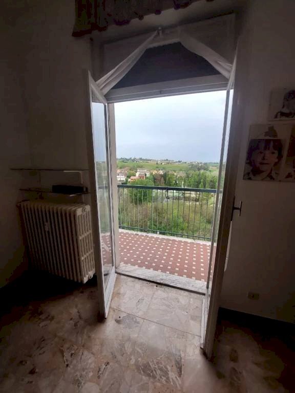 Stanza non arredata - Appartamento strada Gorra, Costigliole d'Asti - foto 2