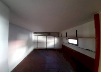 Stanza non arredata - Negozio via Alberto De Simoni, 39, Sondrio - foto 14