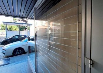 Box auto - Negozio via Alberto De Simoni, 39, Sondrio - foto 16