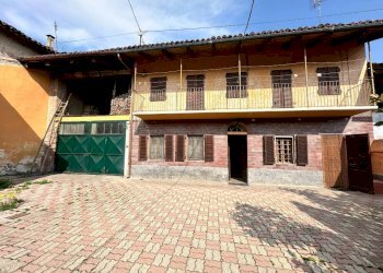 Facciata - Rustico via Saluzzo, Villanova Solaro - foto 2