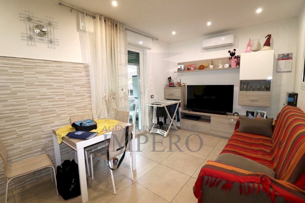 sala - Three-room apartment Corso Limone Piemonte 8, Ventimiglia - photo 1