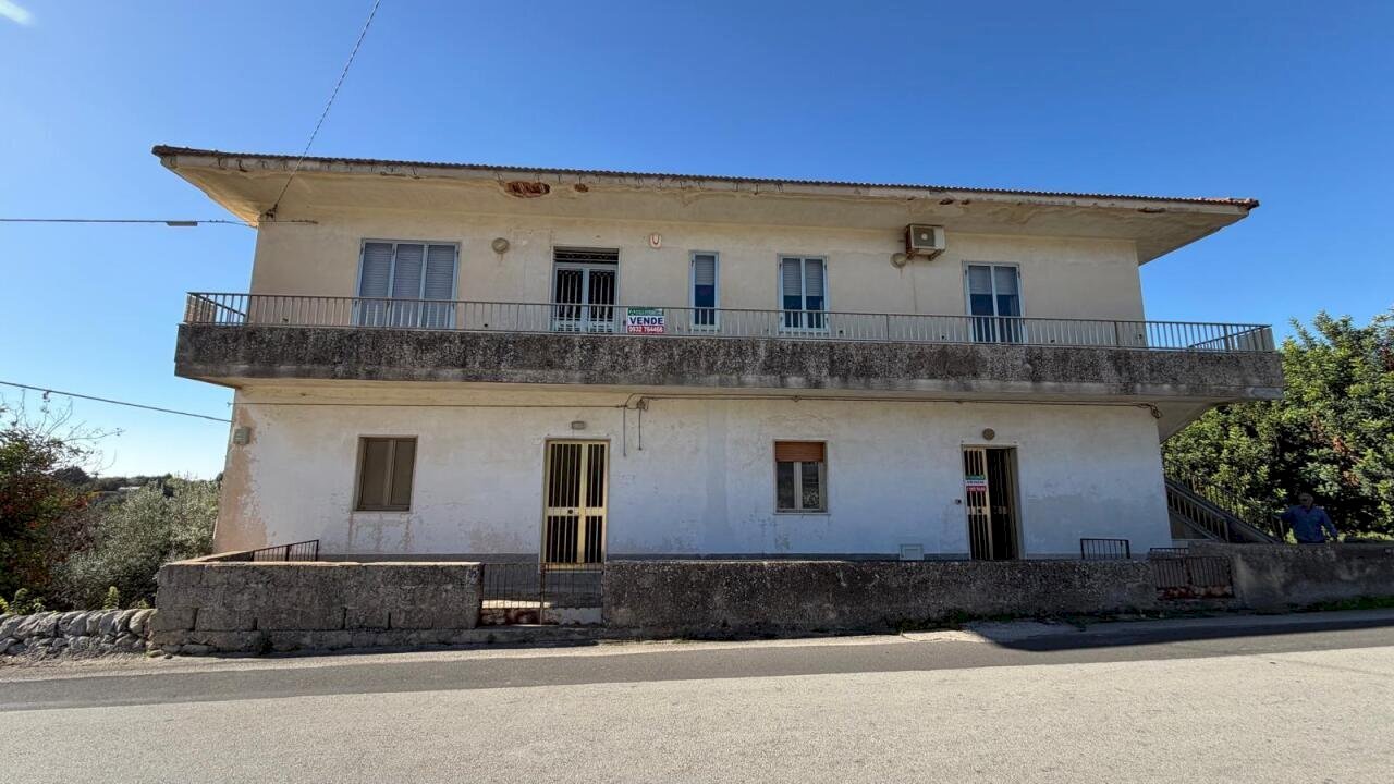 WhatsApp Image 2025-10-28 at 16.26.14 (33).jpeg - Independent house Via Dente Crocicchia, Modica - photo 1