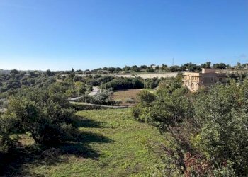 WhatsApp Image 2025-10-28 at 16.26.14 (6).jpeg - Casa indipendente Via Dente Crocicchia, Modica - foto 15