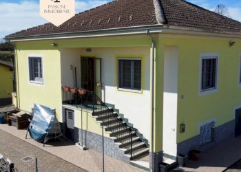 Independent house Cassine - photo 1