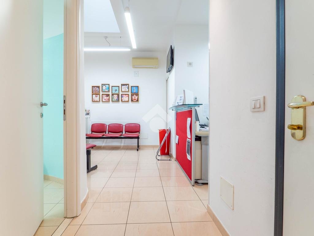 Attività Commerciale Ambulatorio Via Silvano Balboni, Ferrara - foto 3