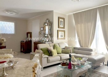 Soggiorno/pranzo - Villa via Alessandro Tassoni, Montignoso - foto 5