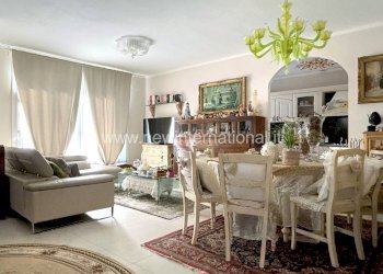 Soggiorno/pranzo - Villa via Alessandro Tassoni, Montignoso - foto 6