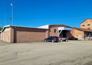 Esterno - Capannone Regione Taverne, 98, Villafranca d'Asti - foto 3