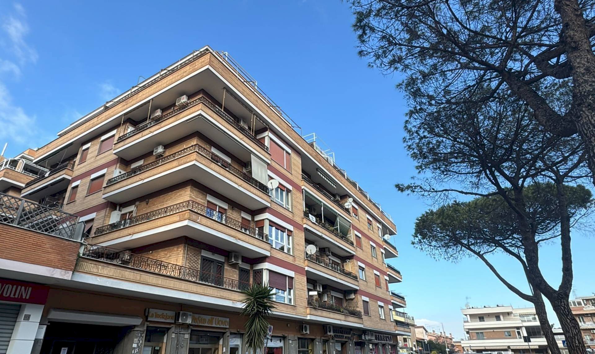 Quadrilocale Via Diego Simonetti, Roma - foto 1