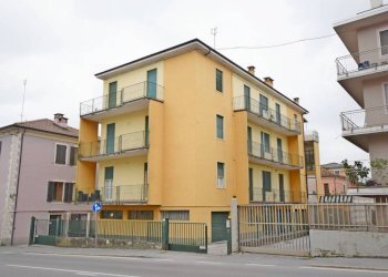 Facciata - Trilocale via 1 Alpini, 5, Mondovì - foto 9