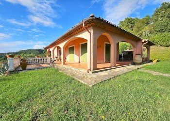 03.jpg - Villa Via Prulla 15, Sarzana - foto 3