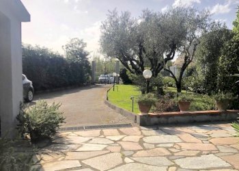 WhatsApp Image 2024-04-17 at 15.30.02(2).jpg - Casa semi indipendente Castelnuovo Magra - foto 1