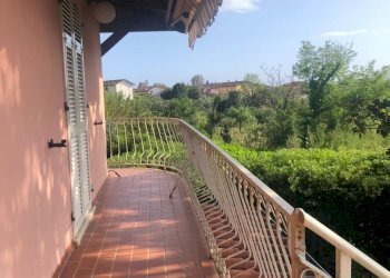 WhatsApp Image 2024-04-17 at 15.30.09.jpg - Casa semi indipendente Castelnuovo Magra - foto 19