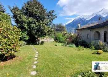 Villa via Edelweiss, Aosta - foto 3