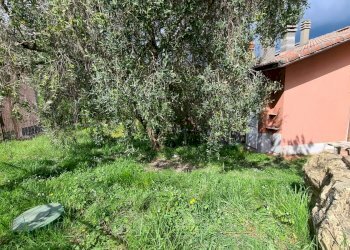 Independent house Sant'Olcese - photo 3