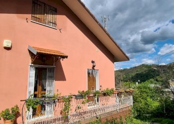 Independent house Sant'Olcese - photo 8