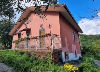 Independent house Sant'Olcese - photo 18