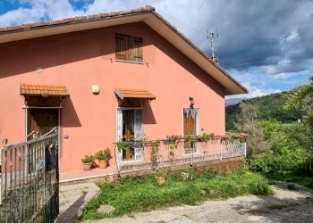 Independent house Sant'Olcese - photo 19