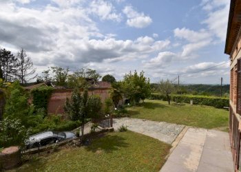 Giardino - Rustico via Dottor Giuseppe Ollino, 6, frazione Santa Caterina, Rocca d'Arazzo - foto 2