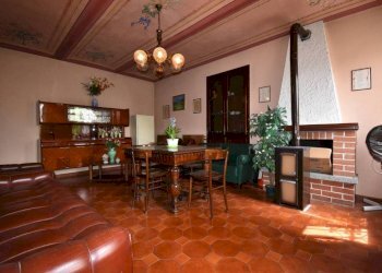 Salone - Rustico via Dottor Giuseppe Ollino, 6, frazione Santa Caterina, Rocca d'Arazzo - foto 3