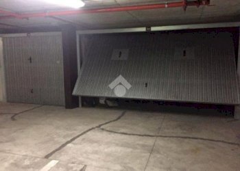 Box Viale Caterina da Forlì, Milano (zona Gambara) - foto 6