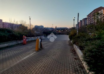 Box Viale Caterina da Forlì, Milano (zona Gambara) - foto 16