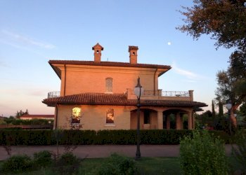 Villa Unifamiliare Forlì - foto 2