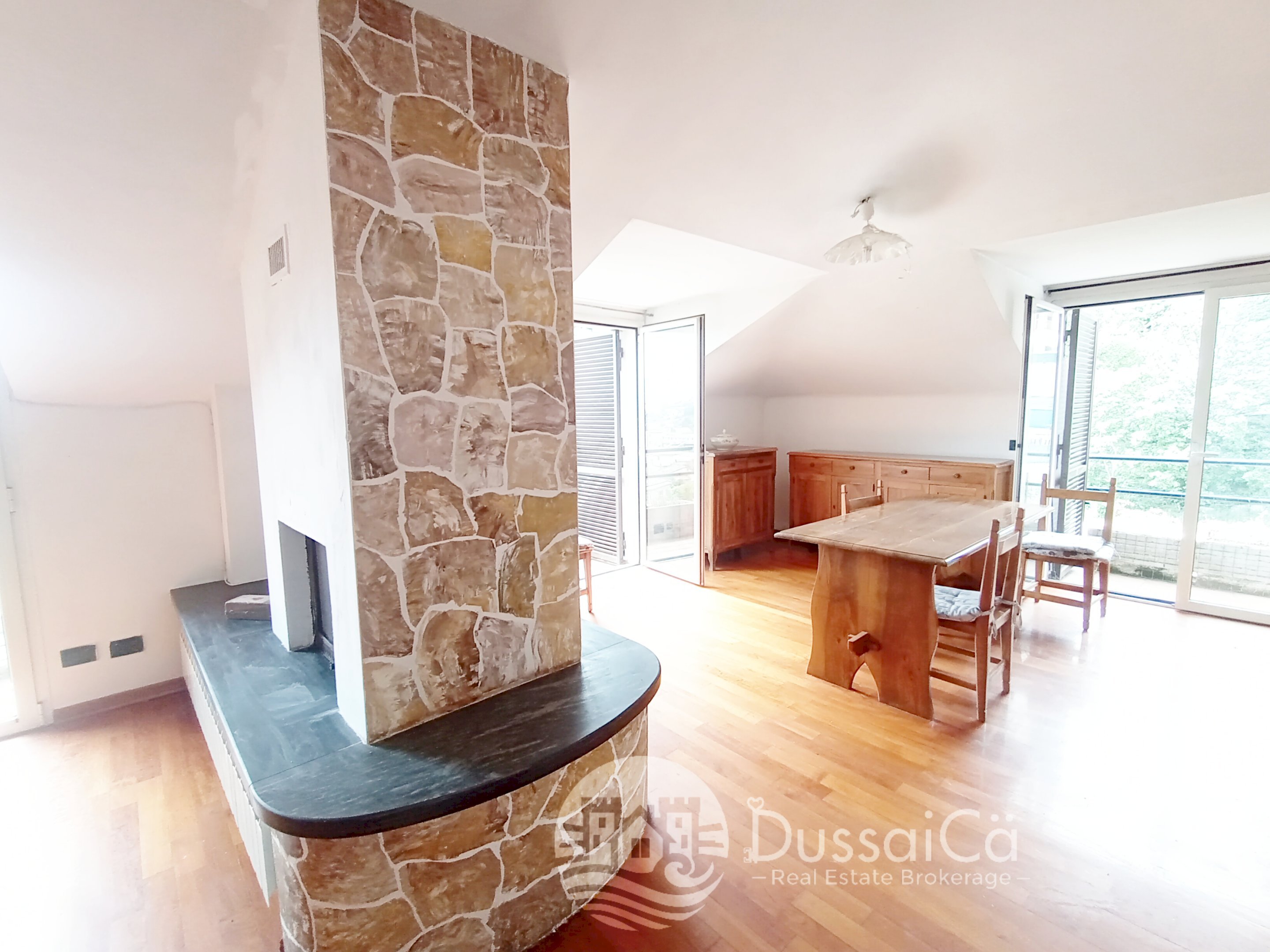 Soggiorno con angolo cottura - Quadrilocale Località Gray, 12, Camporosso - foto 1