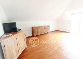 Soggiorno - Quadrilocale Località Gray, 12, Camporosso - foto 3