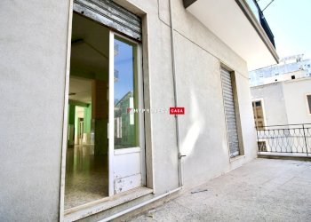 Negozio Via Mulino San Martino, Martina Franca - foto 11