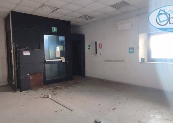 Commercial Premises Piazza Tittoni, Manziana - photo 6