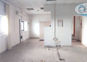 Commercial Premises Piazza Tittoni, Manziana - photo 9