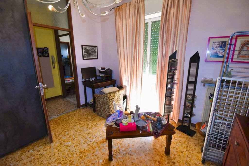 Salone - Trilocale via Italo Aresca, Mombercelli - foto 2