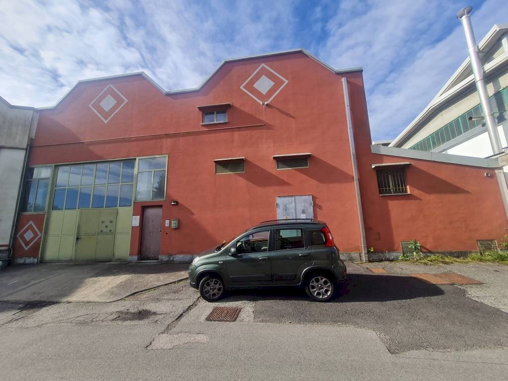 esterno2 - Magazzino via Antonio Pacinotti, Varese - foto 2