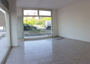 interno - Commercial Premises via Del Pontiere 27/A, Legnago - photo 5