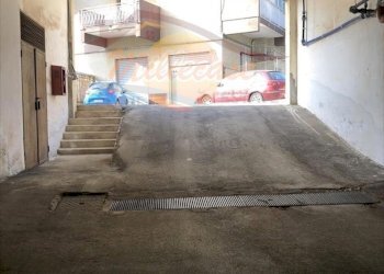 906ef333-3fb8-4dd0-8cbd-e4b094ce89a9 copia.jpeg - Box Via Filisto, Siracusa - foto 5