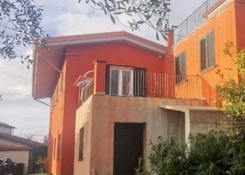 01.jpg - Porzione di casa Via Montecchio 68, Castelnuovo Magra - foto 19