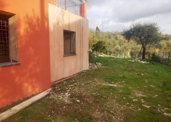 04.jpg - Porzione di casa Via Montecchio 68, Castelnuovo Magra - foto 4