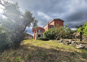 31.jpg - Porzione di casa Via Montecchio 68, Castelnuovo Magra - foto 1