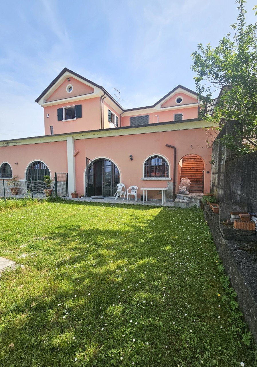 28.jpg - Porzione di casa Via Falcinello 144, Sarzana - foto 2