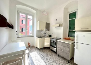 Trilocale Scalinata Lazzaro Spallanzani, La Spezia (zona Stazione) - foto 5